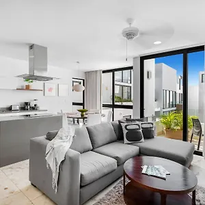  Apartment Downtown Playa